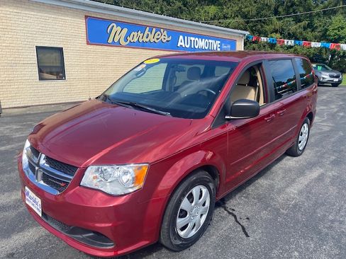 Used 2014 Dodge Grand Caravan SE Van 4D FWD image 1
