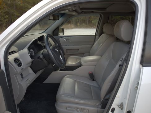 Used 2011 Honda Pilot EX-L image 11