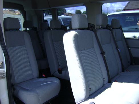 Used 2015 Ford Transit 350 image 12