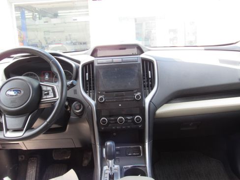 Used 2019 Subaru Ascent Premium 8-Passenger AWD/4WD image 19