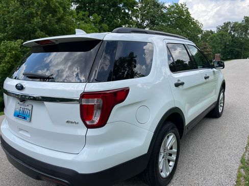 Used 2017 Ford Explorer 4WD image 4