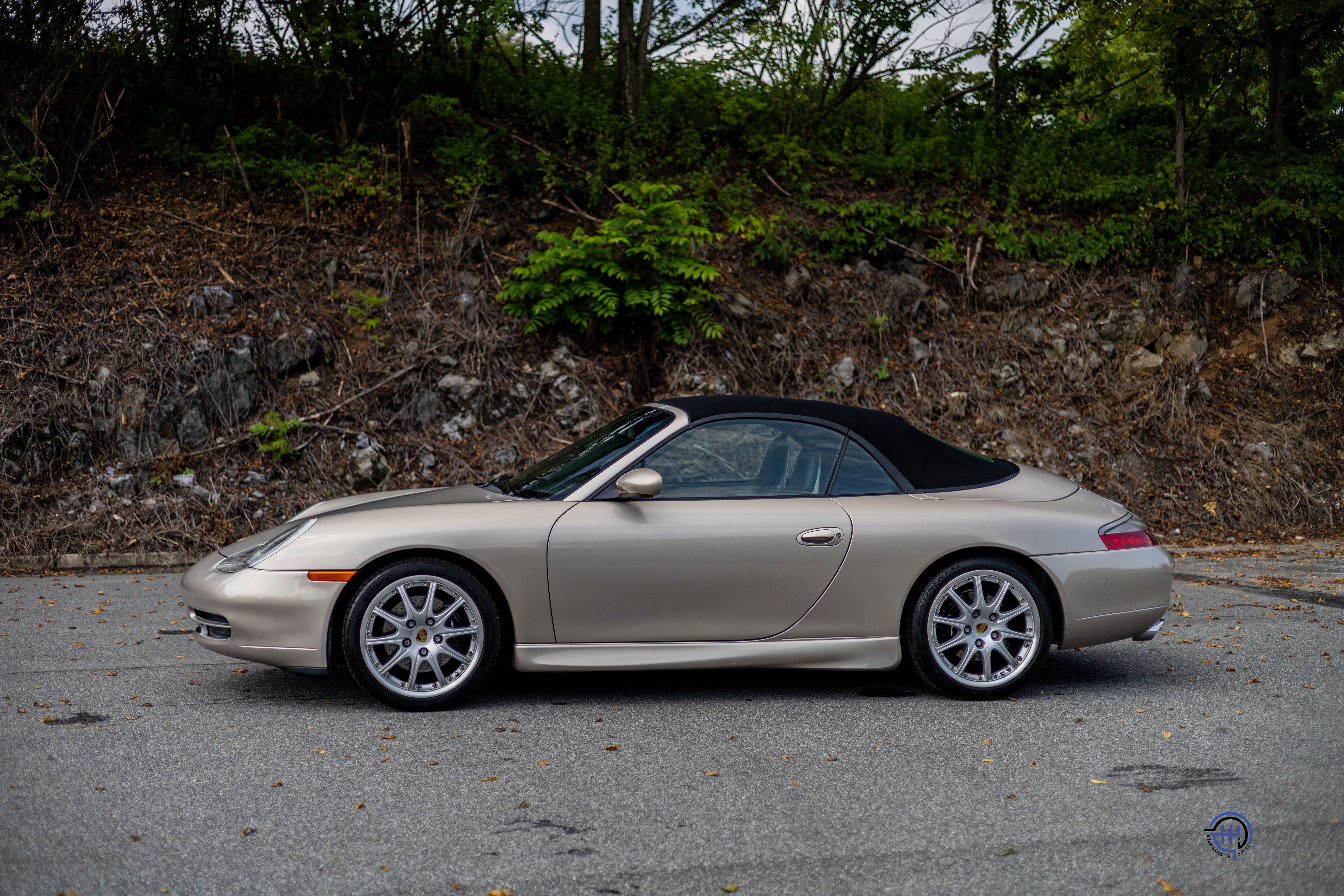 Used 2000 Porsche 911 Carrera Cabriolet RWD image 7