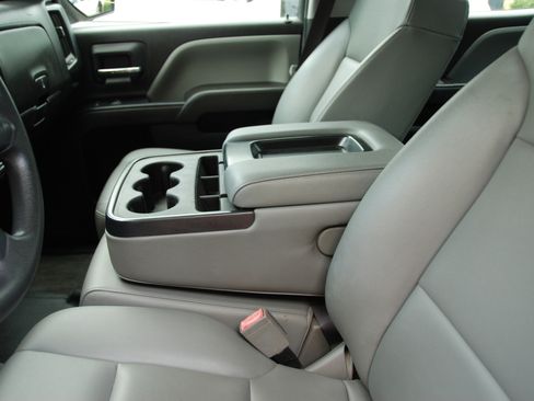 Used 2017 Chevrolet Silverado 2500 4x4 Crew Cab image 16