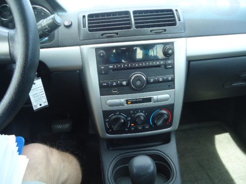 Used 2009 Chevrolet Cobalt LT Sedan FWD image 13