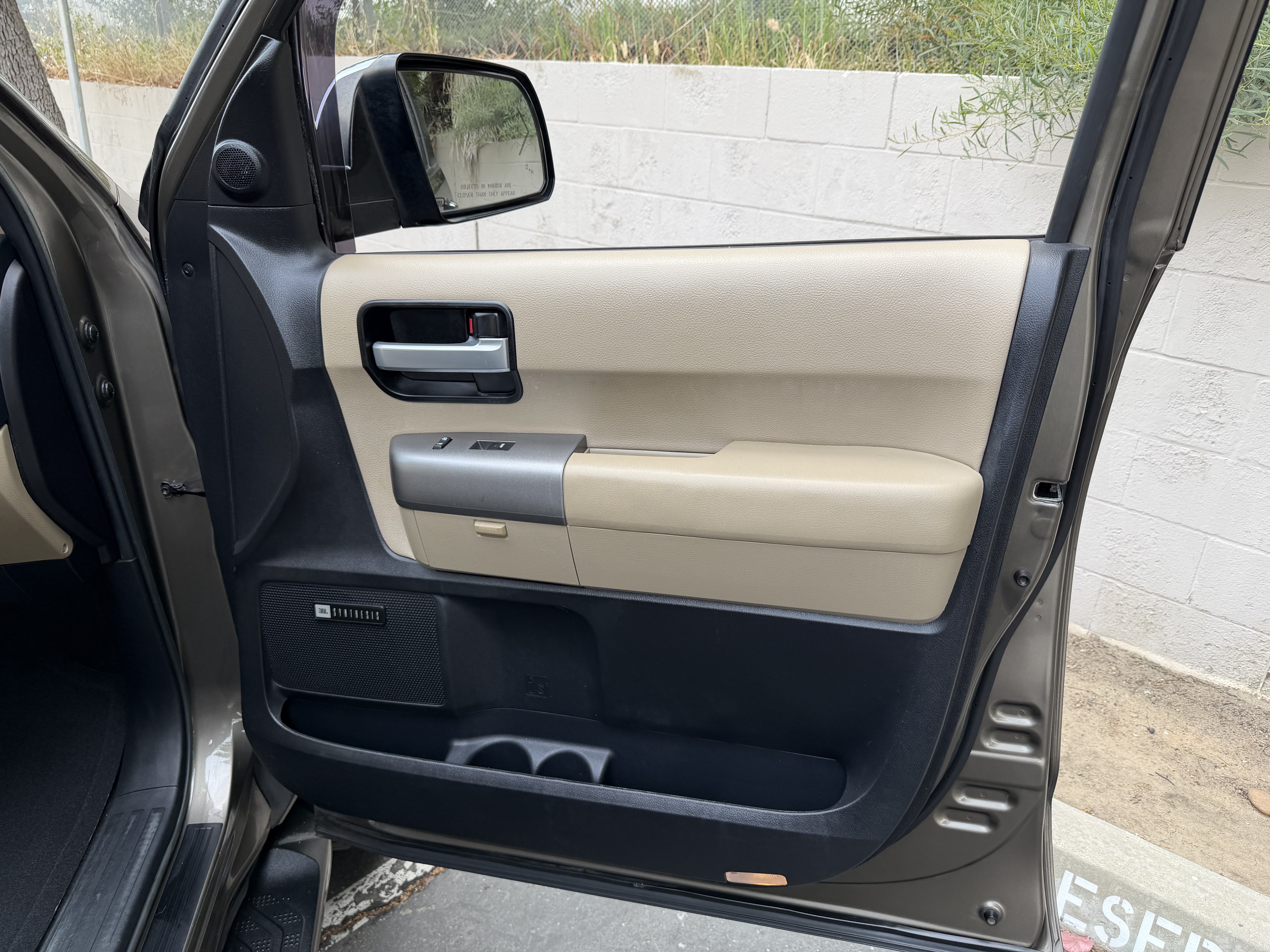 Used 2017 Toyota Sequoia Limited AWD/4WD image 24