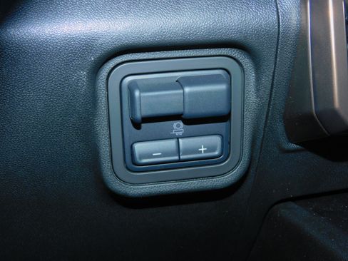 Used 2025 GMC Hummer EV 3X image 7