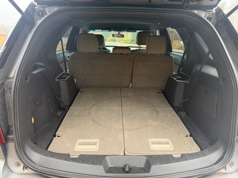 Used 2014 Ford Explorer XLT image 25