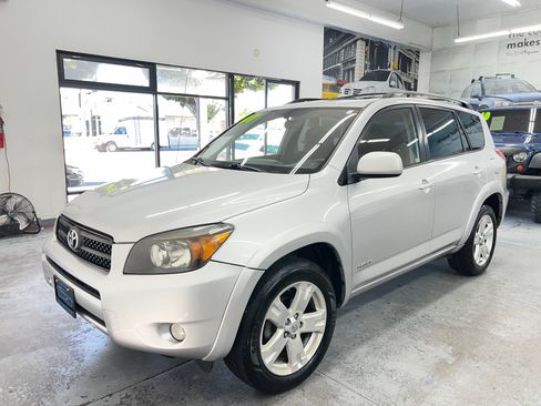 Used 2007 Toyota RAV4 Sport image 13