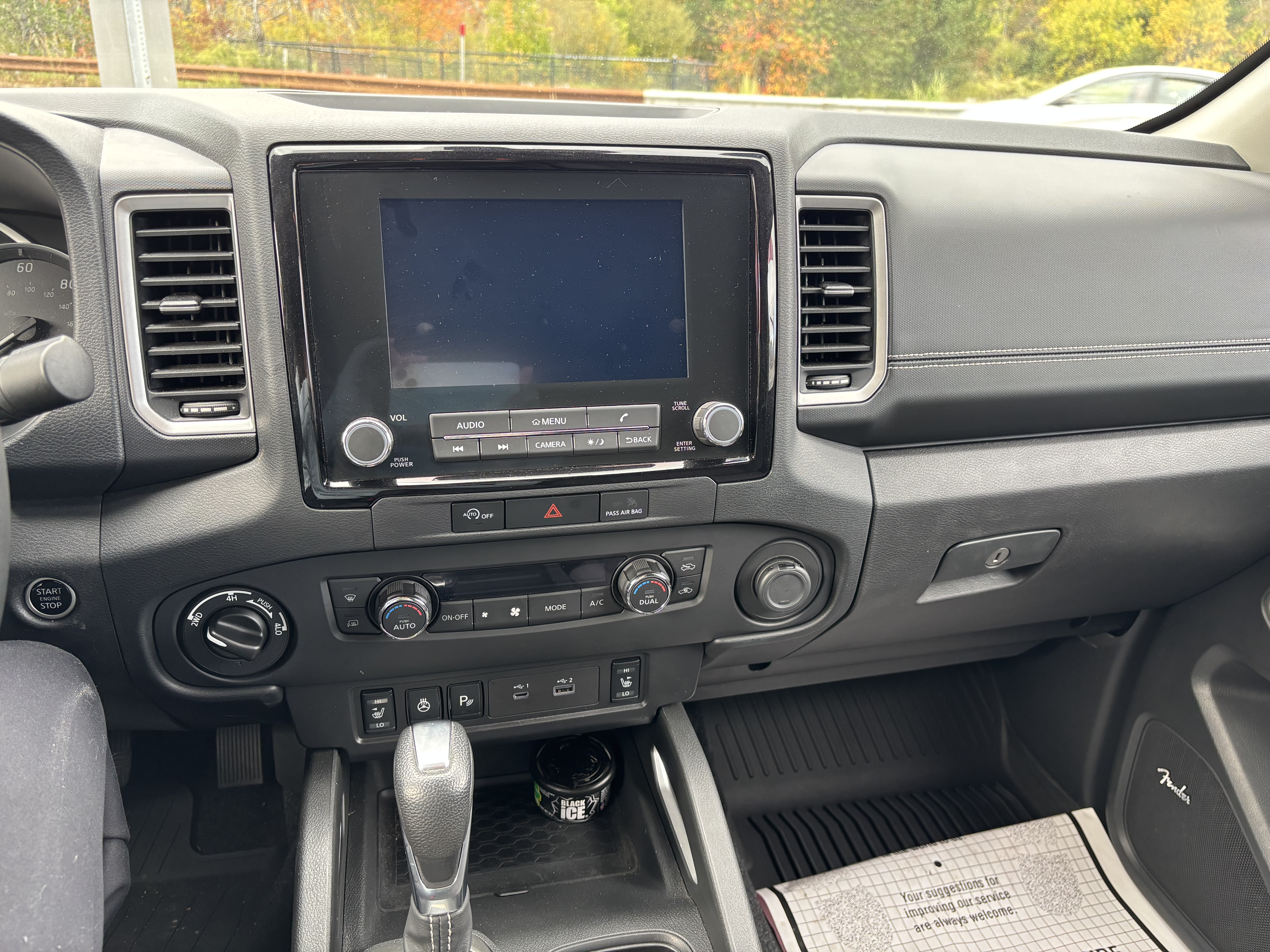 Used 2024 Nissan Frontier 4x4 Crew Cab image 7