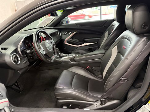 Used 2016 Chevrolet Camaro SS Coupe RWD image 16