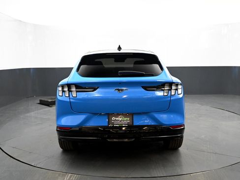 Used 2022 Ford Mustang Mach-E Premium image 4