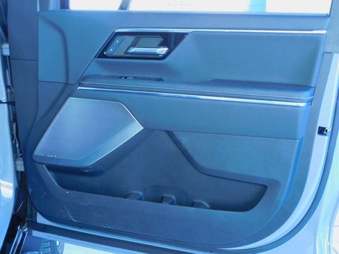 Used 2024 GMC Sierra EV Denali image 21