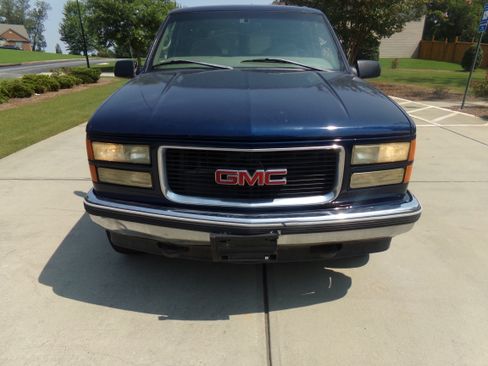 Used 1997 GMC Yukon 4WD 4-Door image 8
