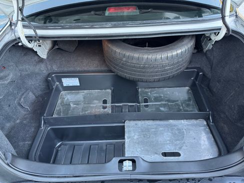 Used 2011 Ford Crown Victoria Police Interceptor image 31