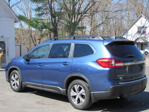 Used 2021 Subaru Ascent Premium image 6