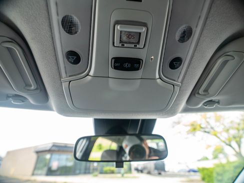 Used 2020 Toyota Prius Prime UNAVAIL FWD image 33