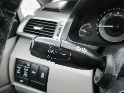 Used 2016 Honda Odyssey EX-L image 58