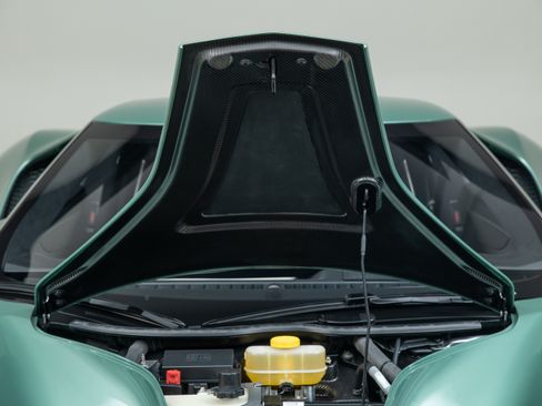Used 2022 Ford GT RWD image 46