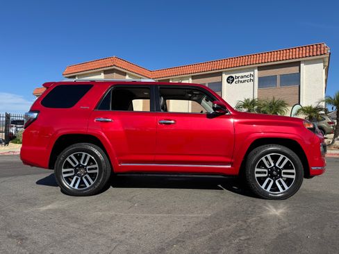 Used 2017 Toyota 4Runner Limited image 12