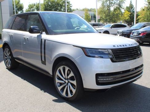 New 2025 Land Rover Range Rover Autobiography image 9