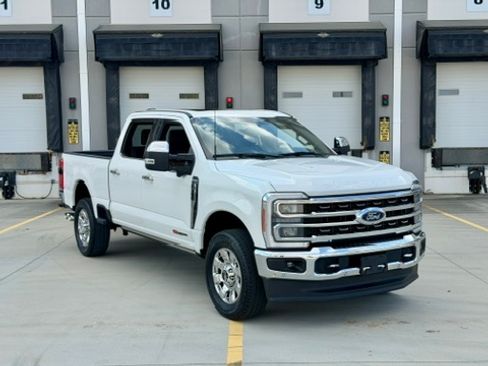 Used 2023 Ford F350 King Ranch AWD/4WD image 1