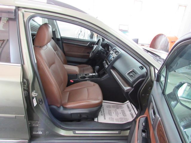 Used 2017 Subaru Outback 2.5i Touring AWD/4WD image 19
