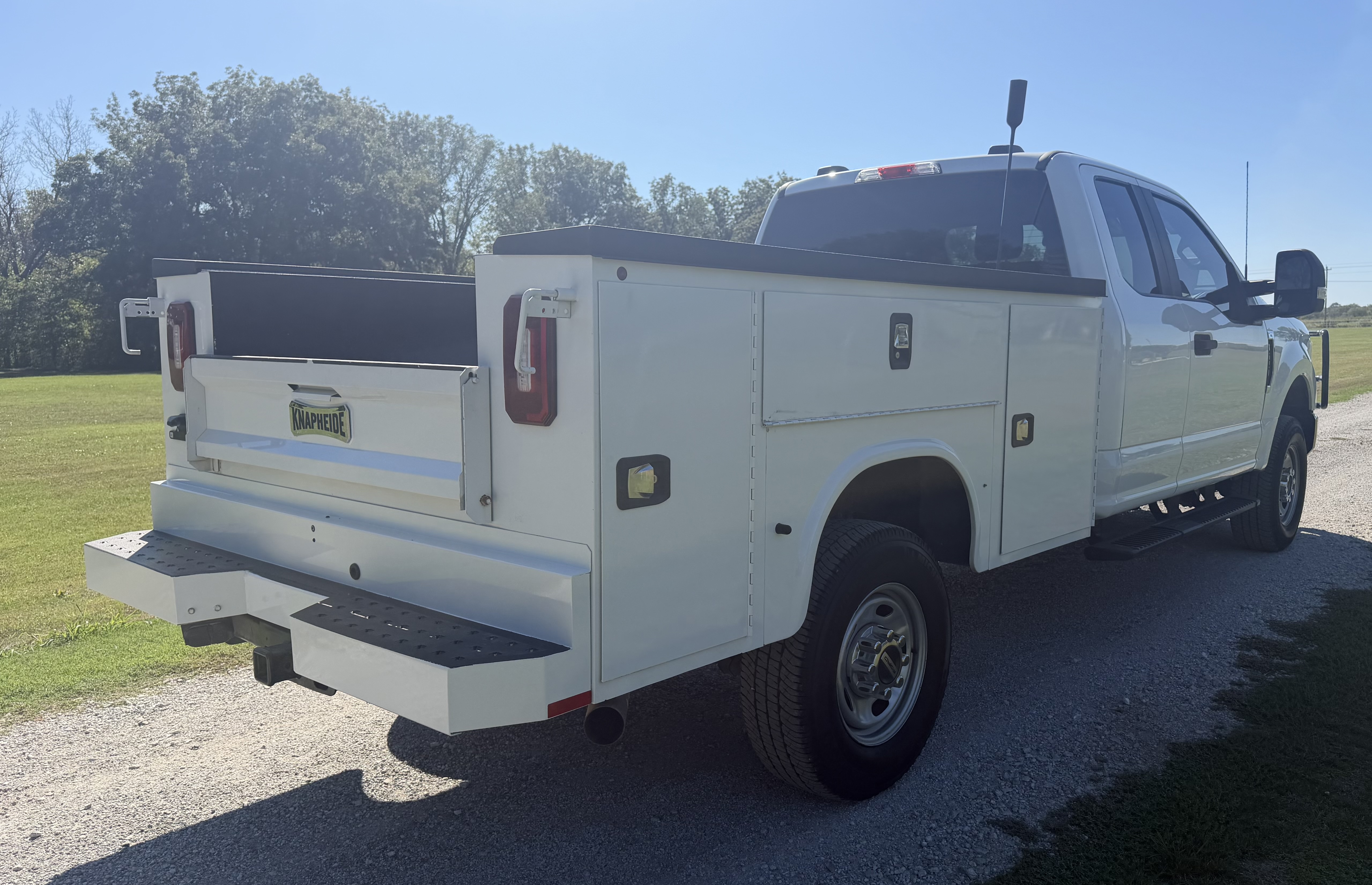 Used 2022 Ford F250 4x4 SuperCab Super Duty image 5