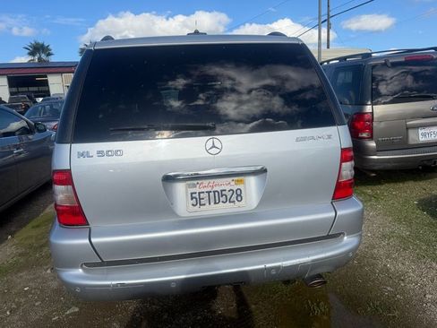 Used 2004 Mercedes-Benz ML 500 image 10