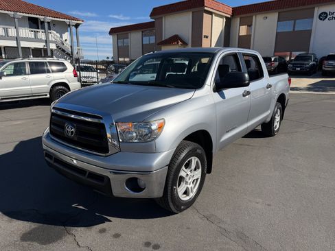 Used 2010 Toyota Tundra image 4