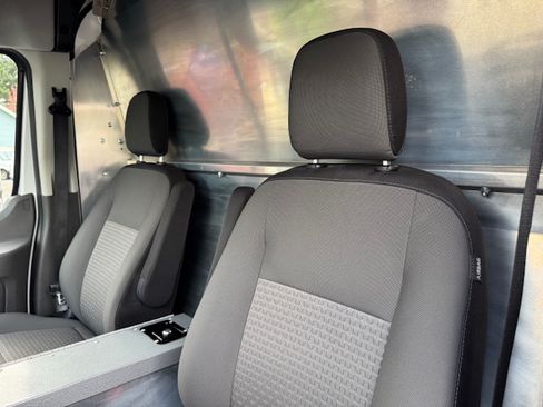 Used 2020 Ford Transit 350 image 17