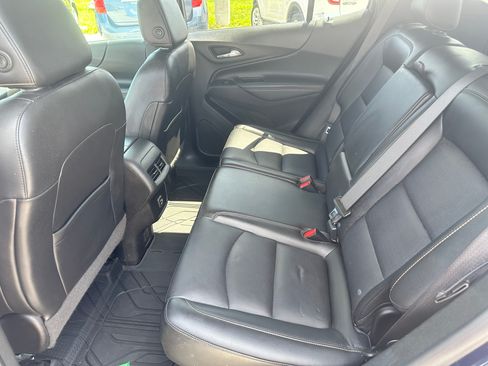 Used 2021 Chevrolet Equinox Premier image 14
