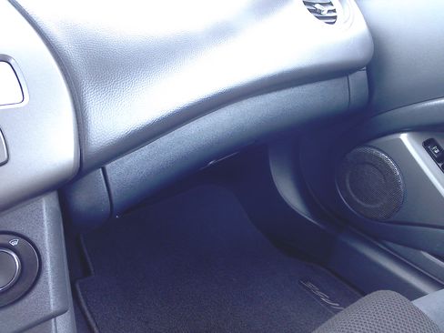 Used 2007 Mitsubishi Eclipse GS image 18