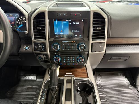 Used 2017 Ford F150 4x4 SuperCrew Lariat w/ FX4 image 25
