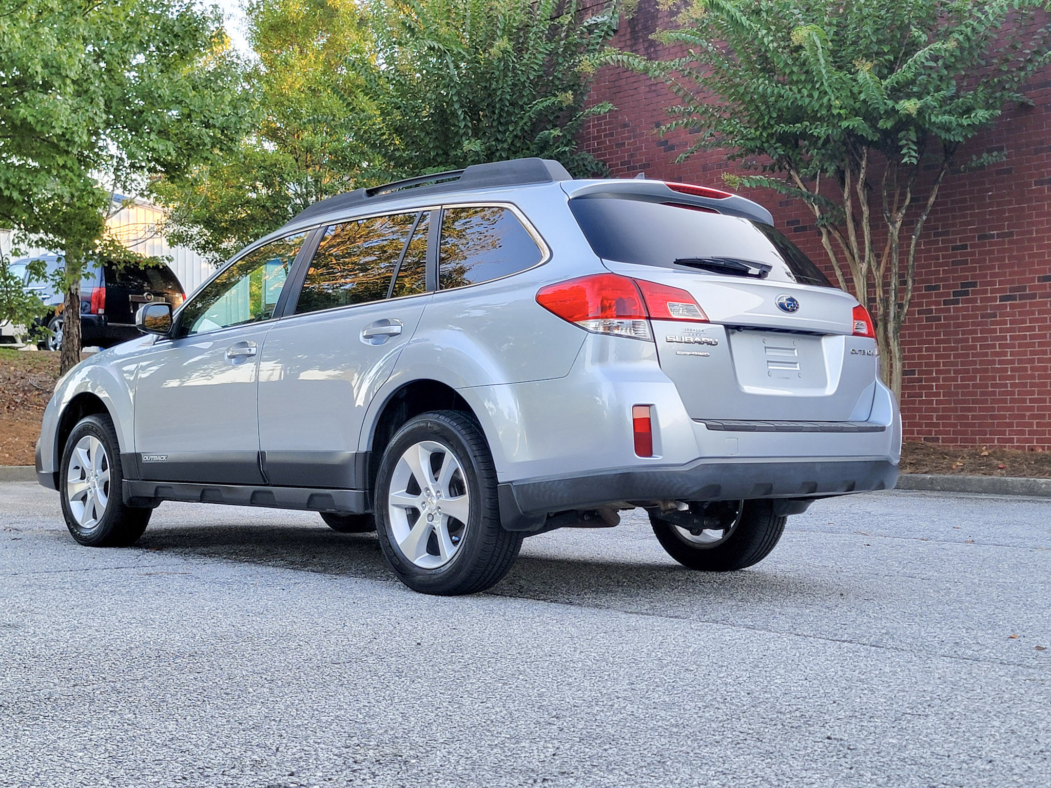 Used 2013 Subaru Outback 2.5i Limited AWD/4WD image 40