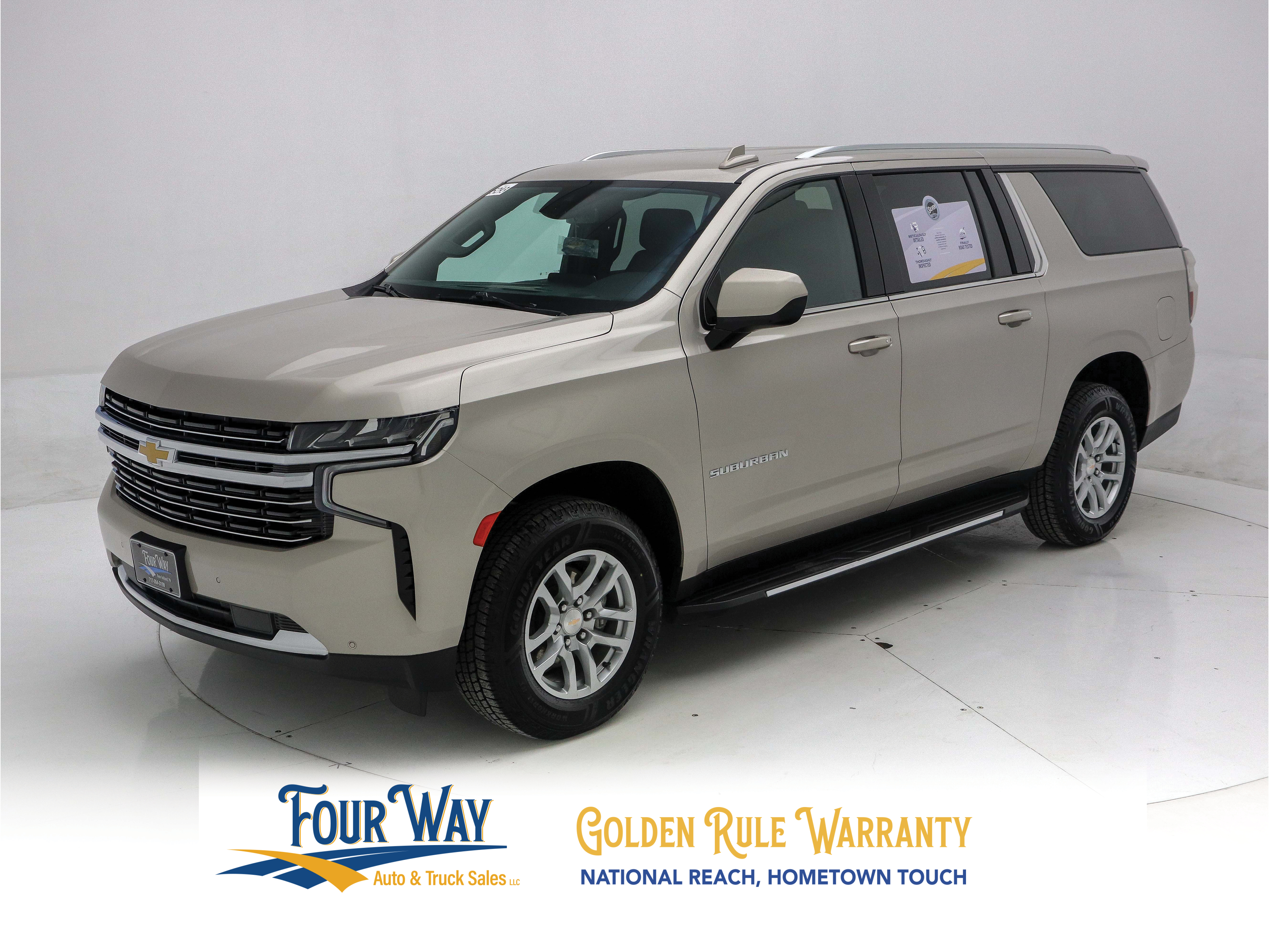 Used 2024 Chevrolet Suburban 4WD LT image 8