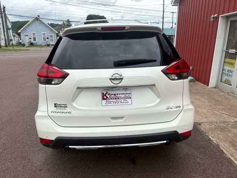 Used 2020 Nissan Rogue AWD SV image 6