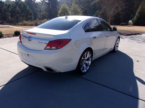 Used 2012 Buick Regal GS image 5