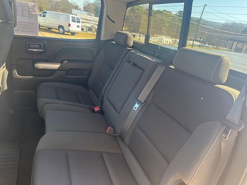 Used 2018 Chevrolet Silverado 1500 LT image 28