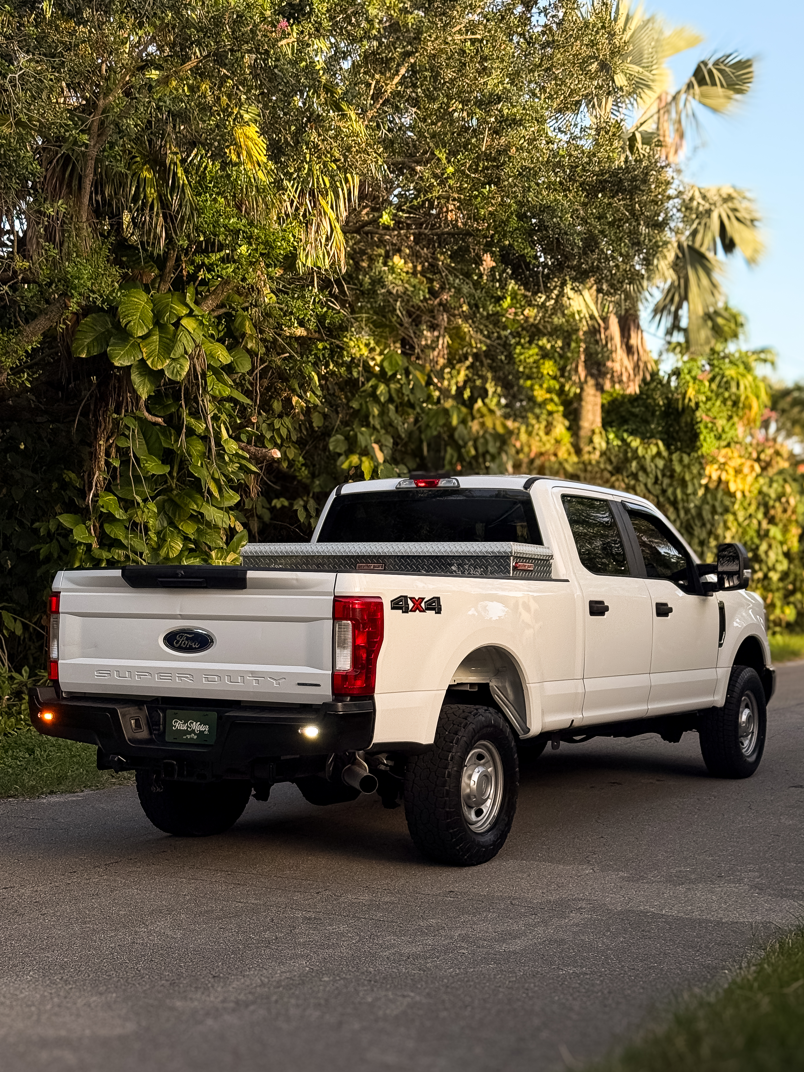 Used 2017 Ford F250 4x4 Crew Cab Super Duty image 11