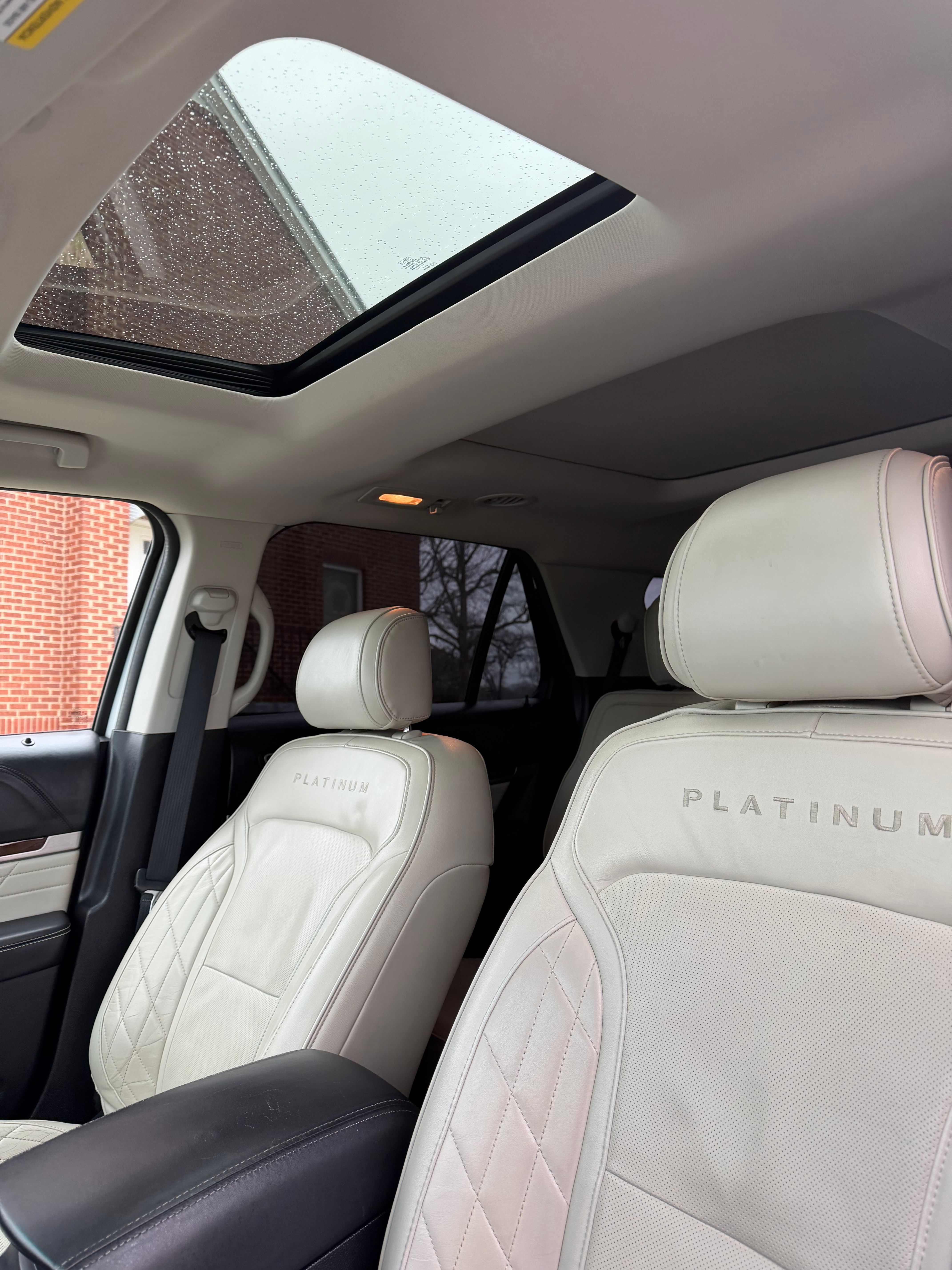 Used 2016 Ford Explorer Platinum AWD/4WD image 9