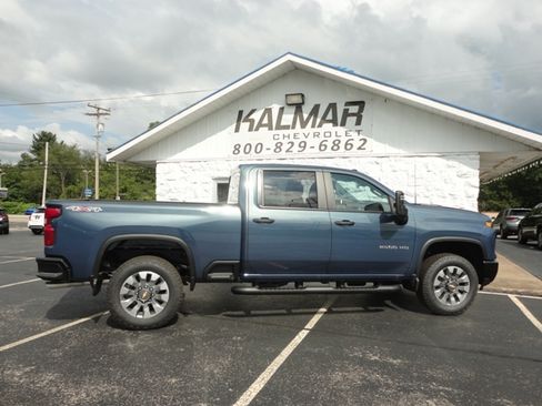 New 2025 Chevrolet Silverado 2500 Custom image 13