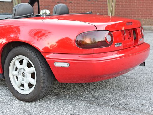 Used 1990 MAZDA MX-5 Miata image 22