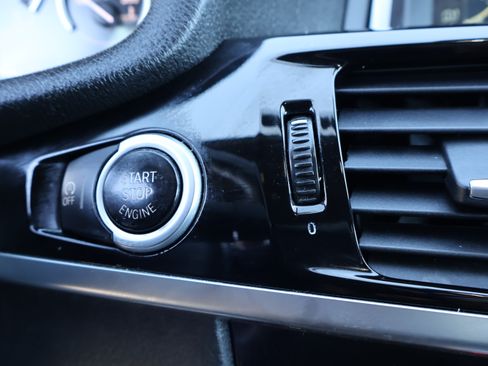 Used 2017 BMW X3 xDrive28i image 26