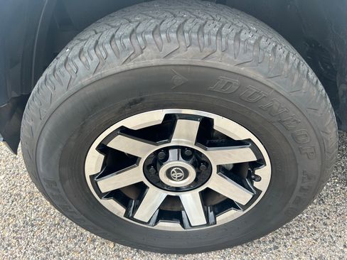 Used 2019 Toyota Tacoma 2WD Access Cab image 15