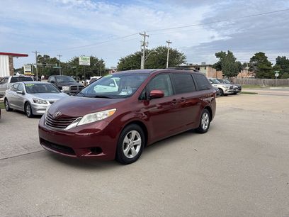 Used 2015 Toyota Sienna LE