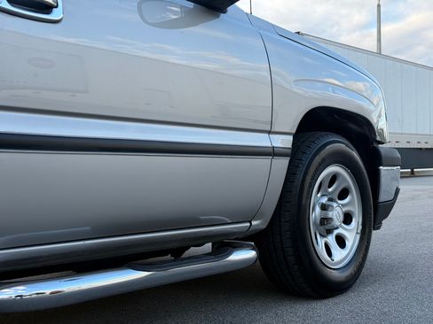 Used 2007 Chevrolet Silverado 1500 Classic W/T image 55