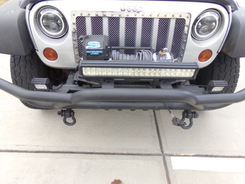 Used 2012 Jeep Wrangler Unlimited Sport image 9