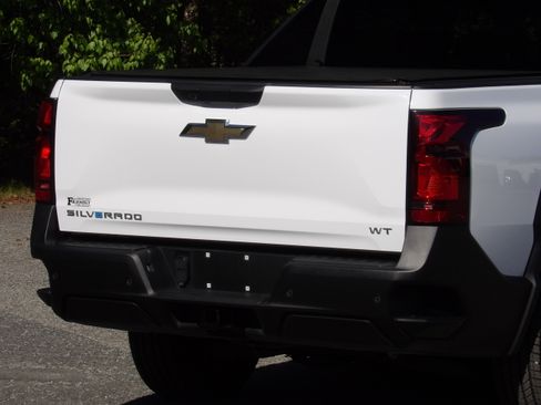 Used 2024 Chevrolet Silverado EV W/T image 10