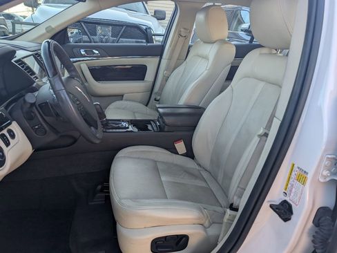 Used 2016 Lincoln MKS Elite image 6