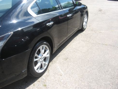 Used 2013 Nissan Maxima SE FWD image 4